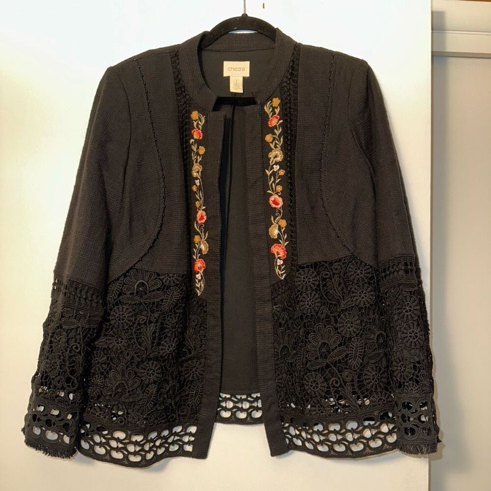 Chicos Medium (1) Black Tweed Crochet Lace Embroidered Floral Jacket Womens EUC